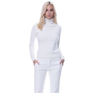 1 LEFT! Wide Turtleneck Sweater in Off White